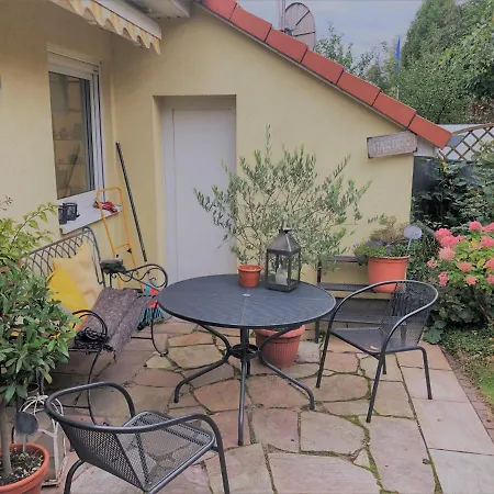 Tolles Haus Mit Gemuetlichem Kamin Und Garten Im Norden Von Berlin Kolonie Rontgental