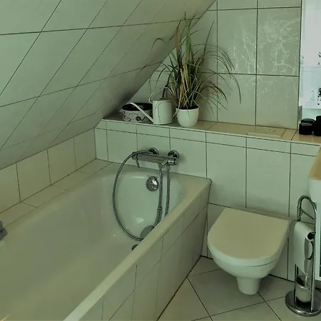 Tolles Haus Mit Gemuetlichem Kamin Und Garten Im Norden Von Berlin 펜션 *