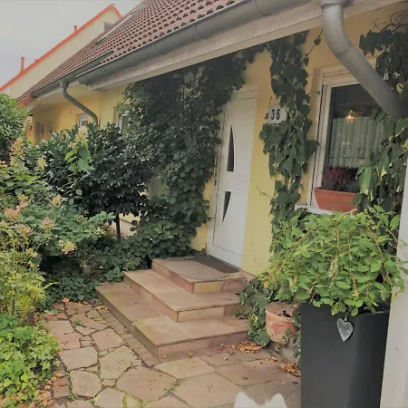 Tolles Haus Mit Gemuetlichem Kamin Und Garten Im Norden Von Berlin *